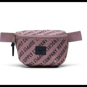 Herschel Supply Co. fourteen belt bag pink